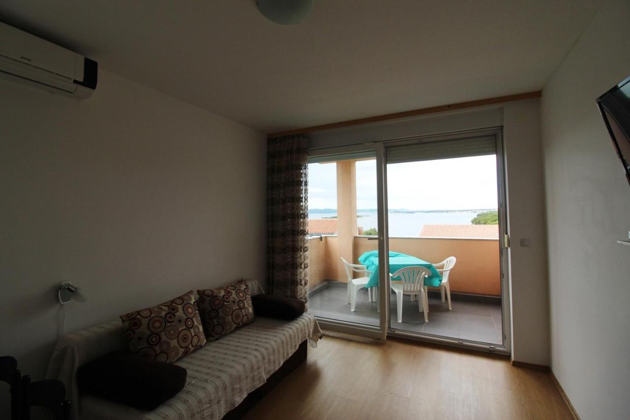 Apartment Sea View Saric Drage Luaran gambar