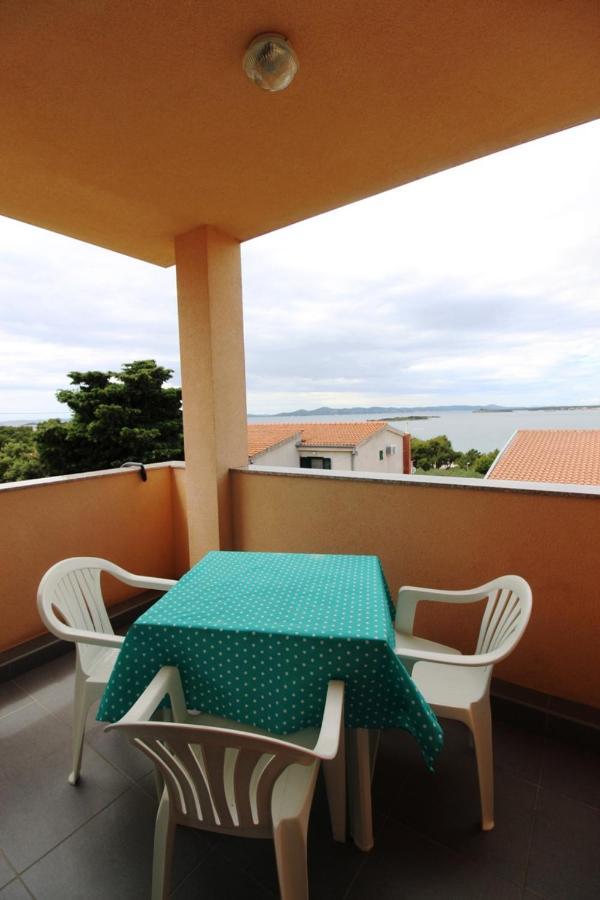 Apartment Sea View Saric Drage Luaran gambar
