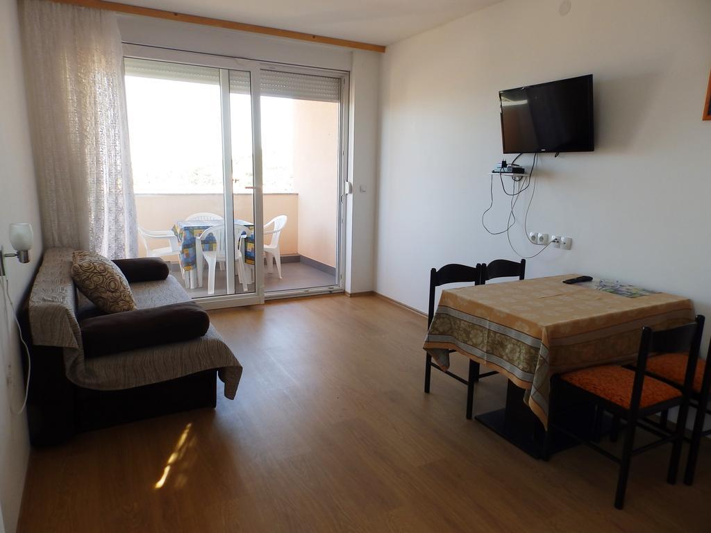 Apartment Sea View Saric Drage Luaran gambar